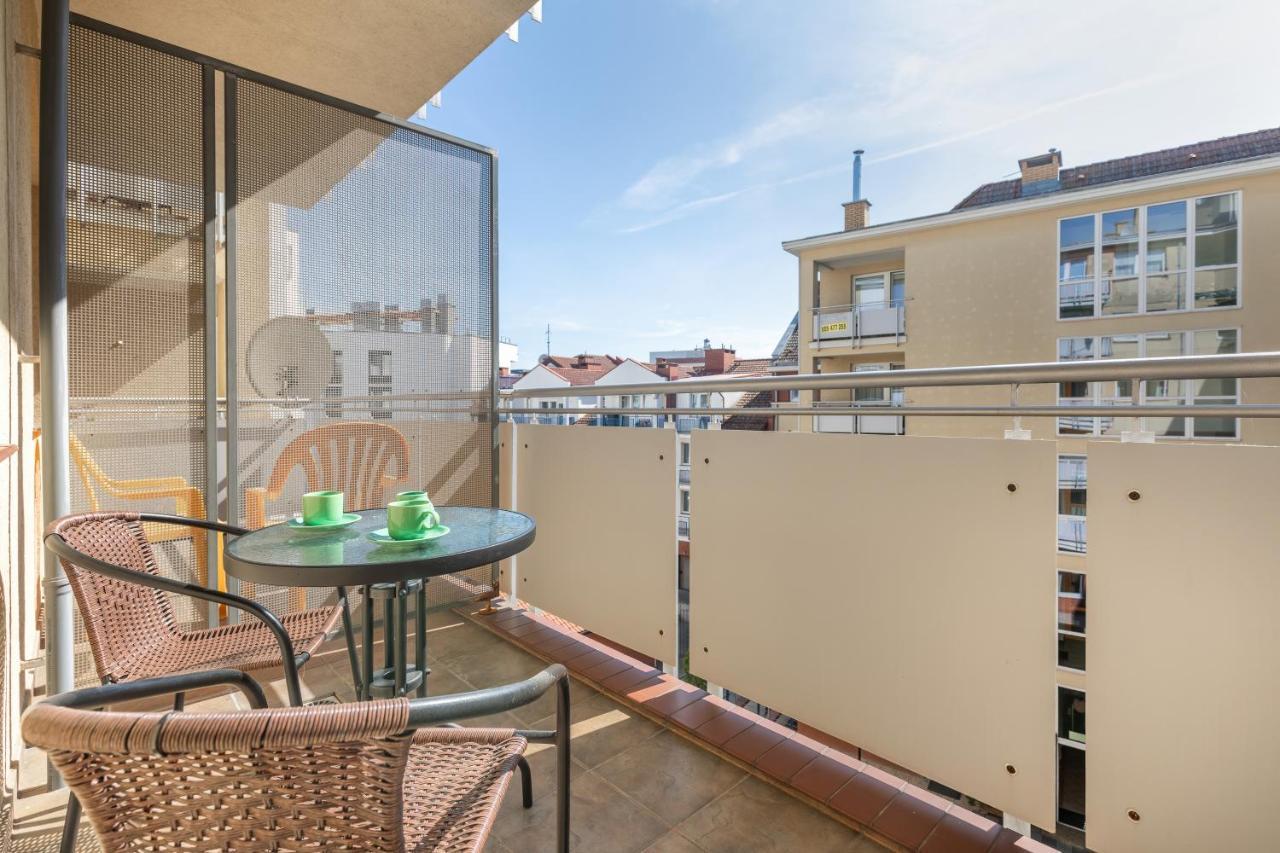 Jantar Apartamenty -Port Kolobrzeg- Westerplatte Z Garazem Екстер'єр фото